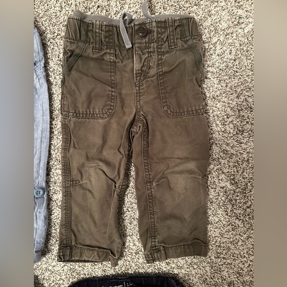 Baby Gap Pants (Set of 4) - Picture 7 of 12
